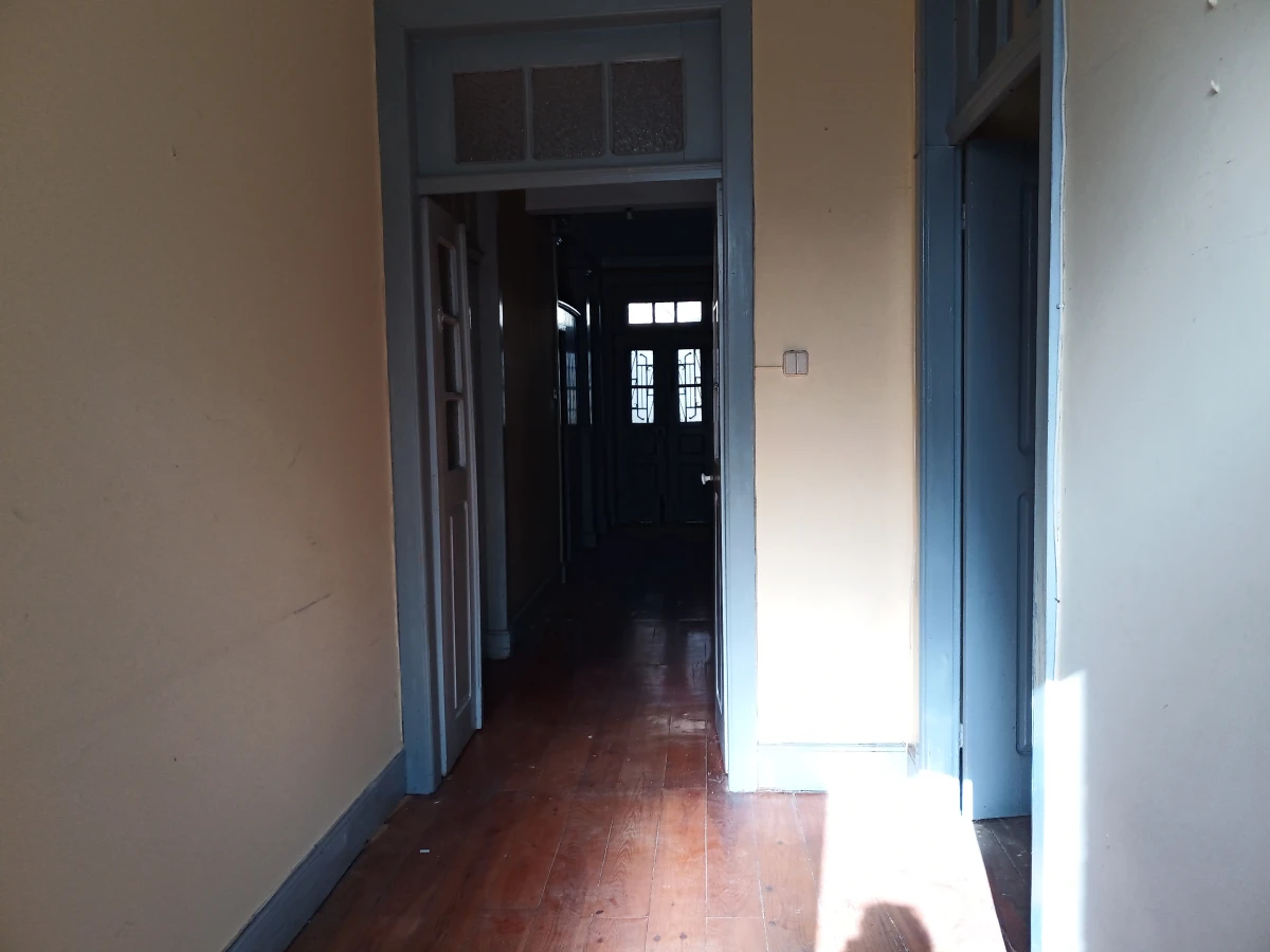 Kaskata Soluções Imobiliárias - Prédio(s) em São João da Madeira Conjunto de 2 imóveis em São João da Madeira com elevado potencial de rentabilização.