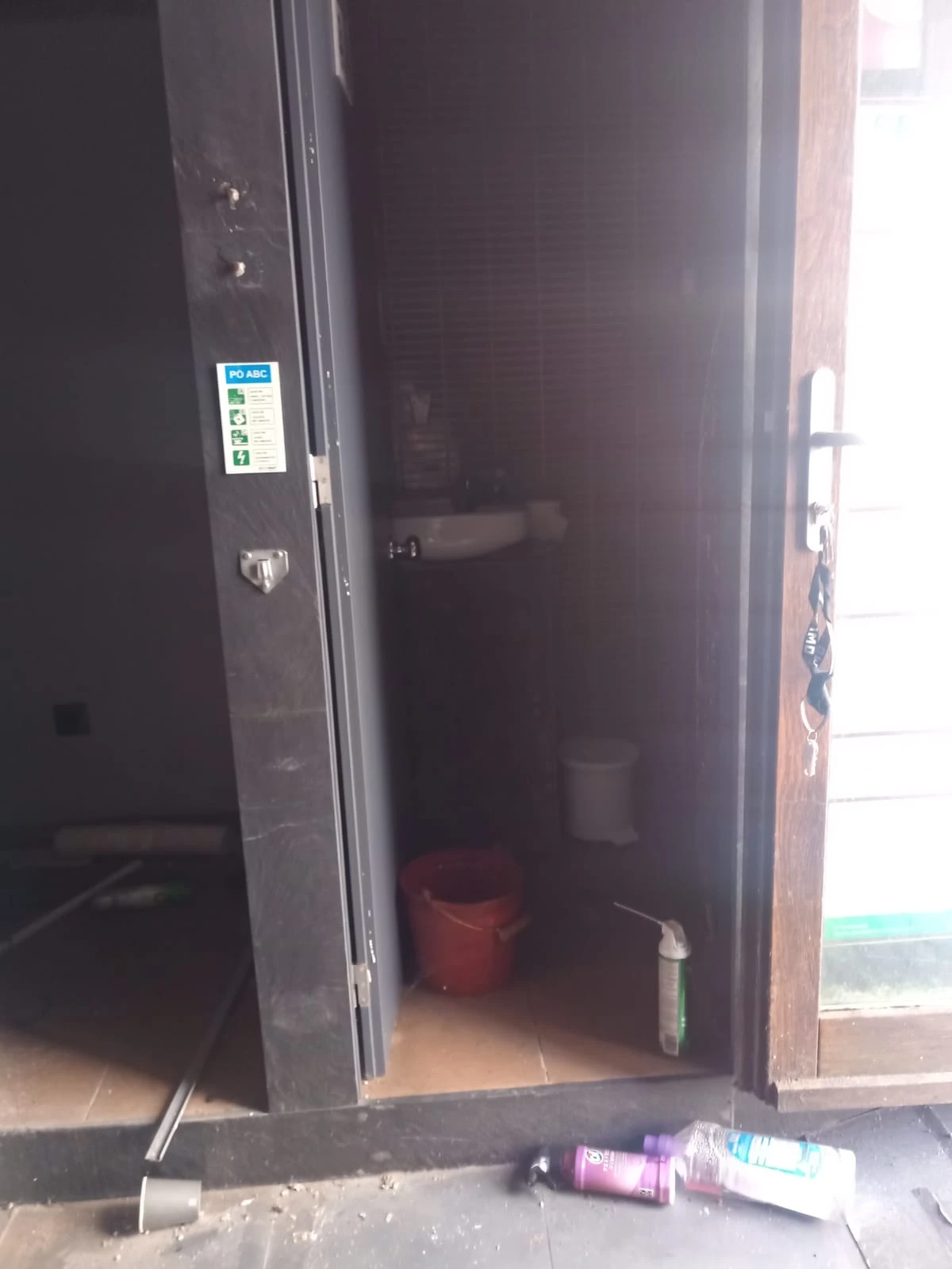 Kaskata Soluções Imobiliárias - loja Loja na Visconde